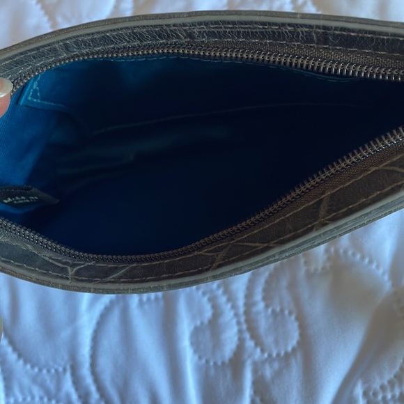 Coach Wristlet - Picture 4 of 4